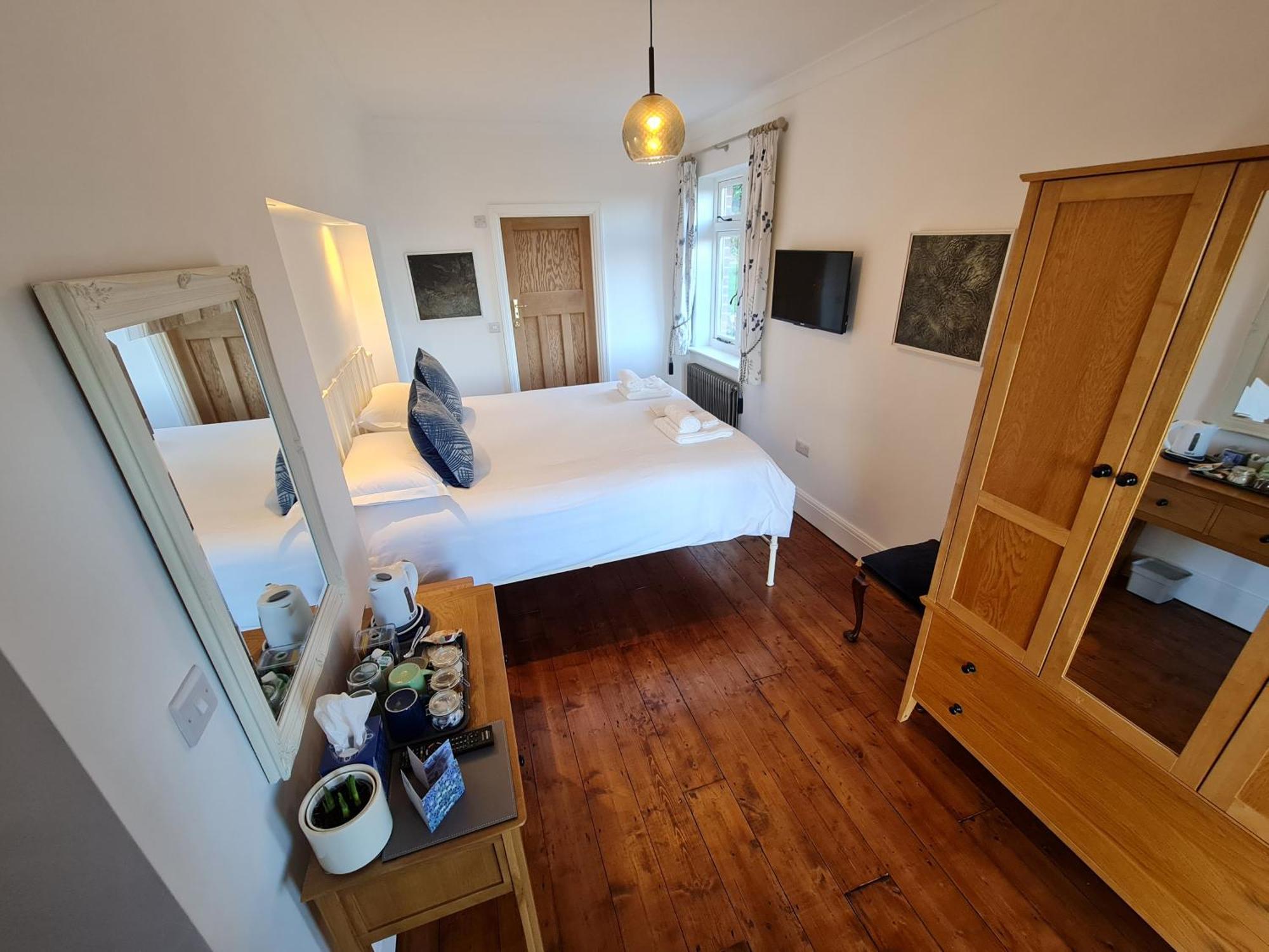 אילפרקומב Newberry Wood Guesthouse חדר תמונה