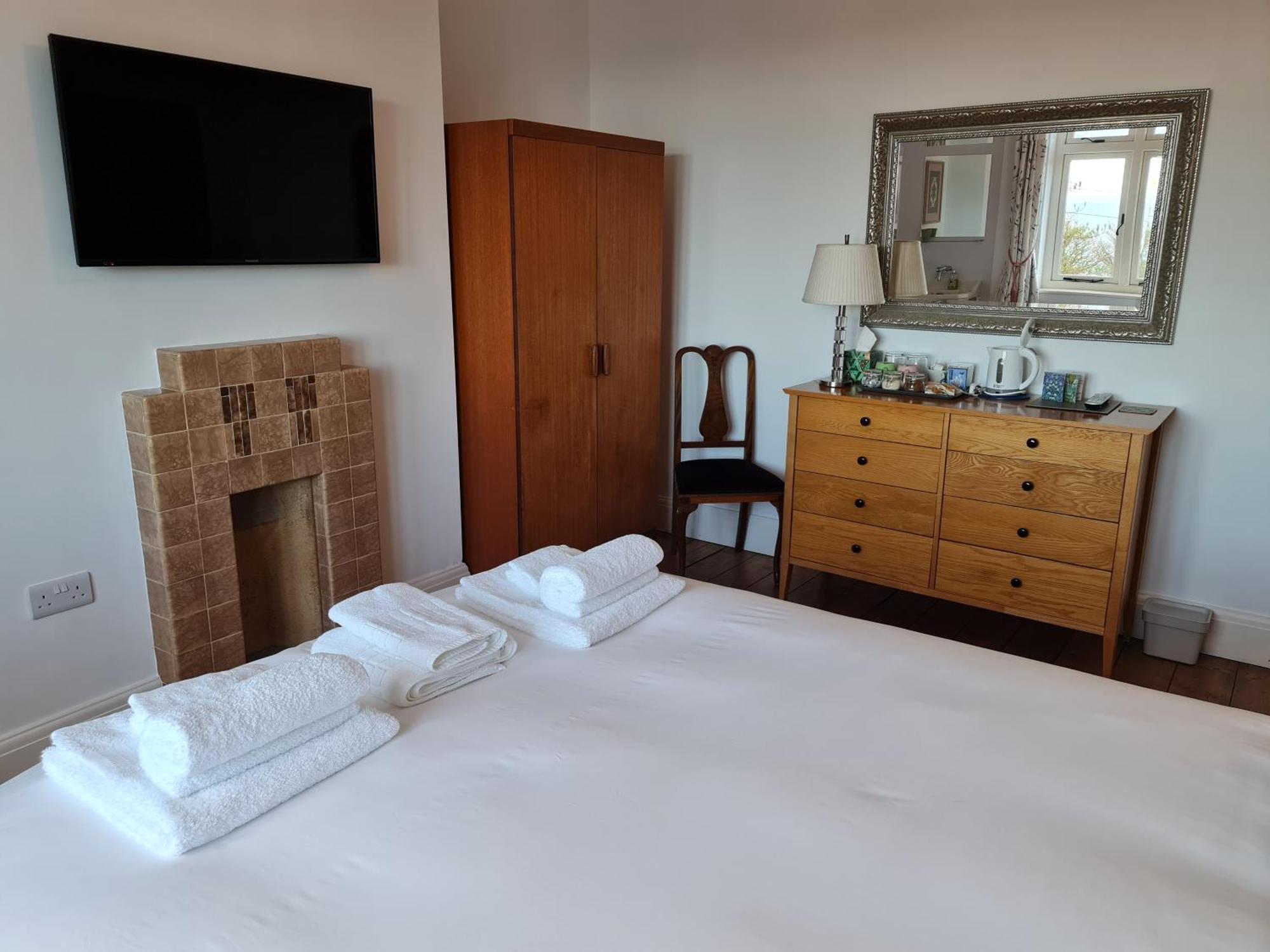 אילפרקומב Newberry Wood Guesthouse חדר תמונה