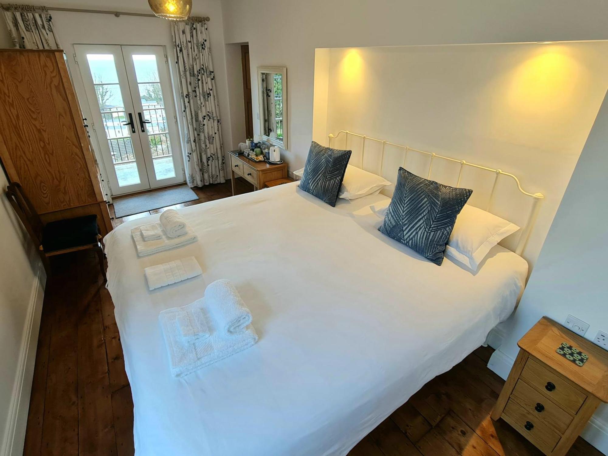 אילפרקומב Newberry Wood Guesthouse מראה חיצוני תמונה