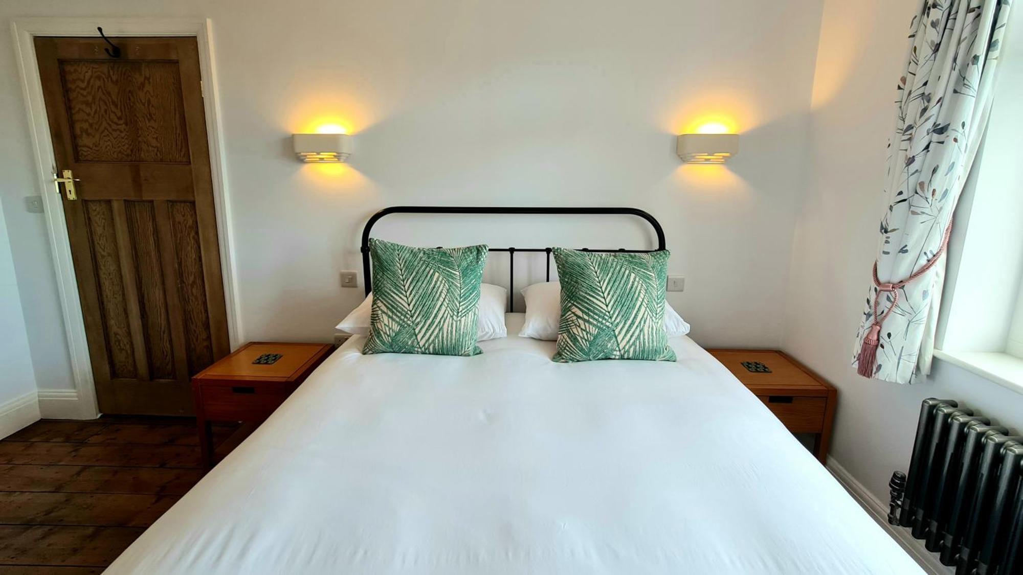 אילפרקומב Newberry Wood Guesthouse מראה חיצוני תמונה